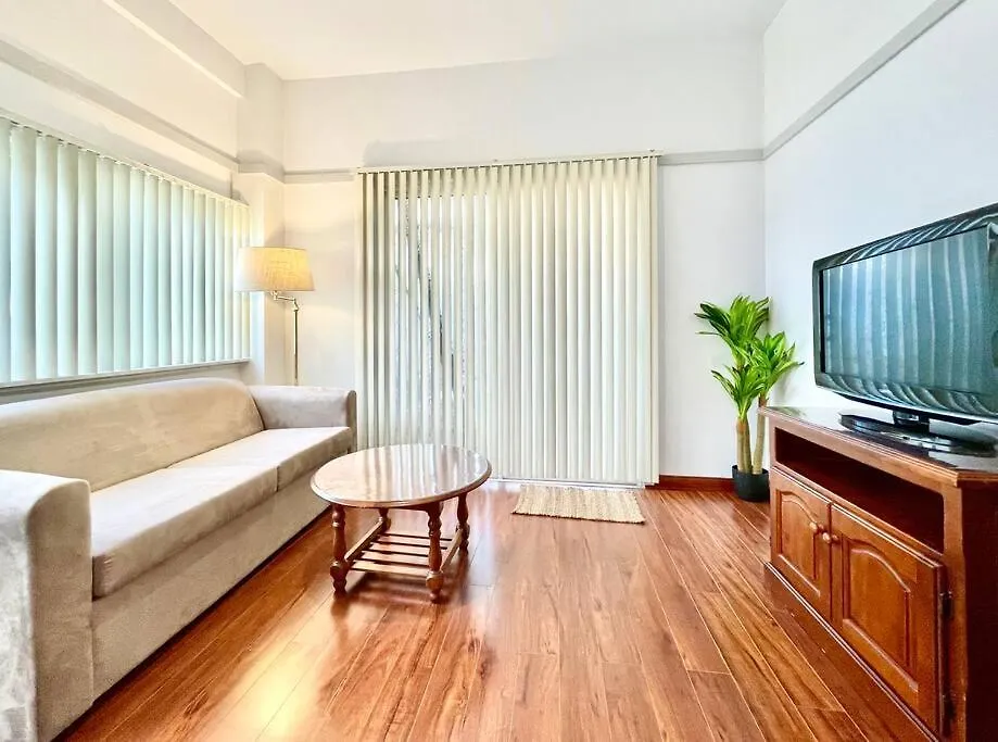 Sandy Bay Escape Hobart Daire
